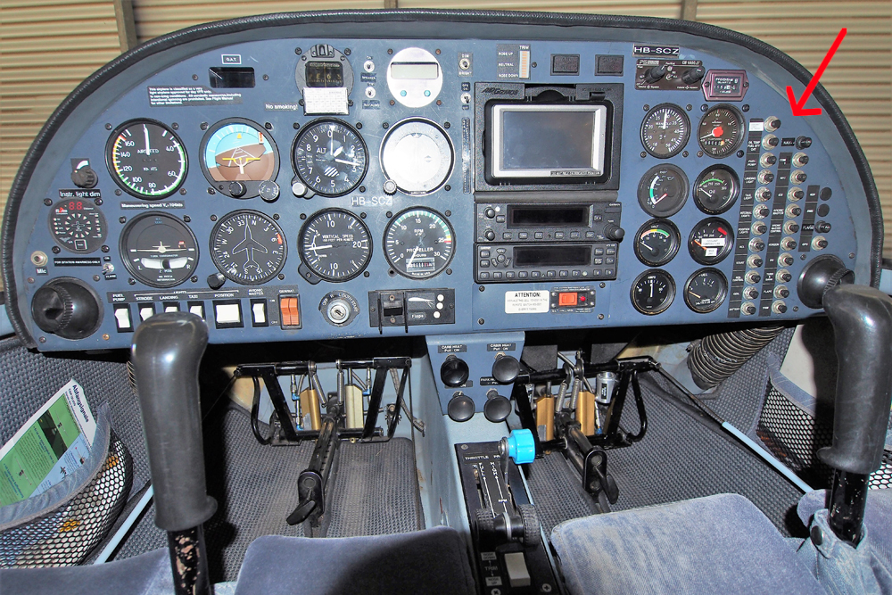 C_HB-SCZ_Cockpit01-1.jpg