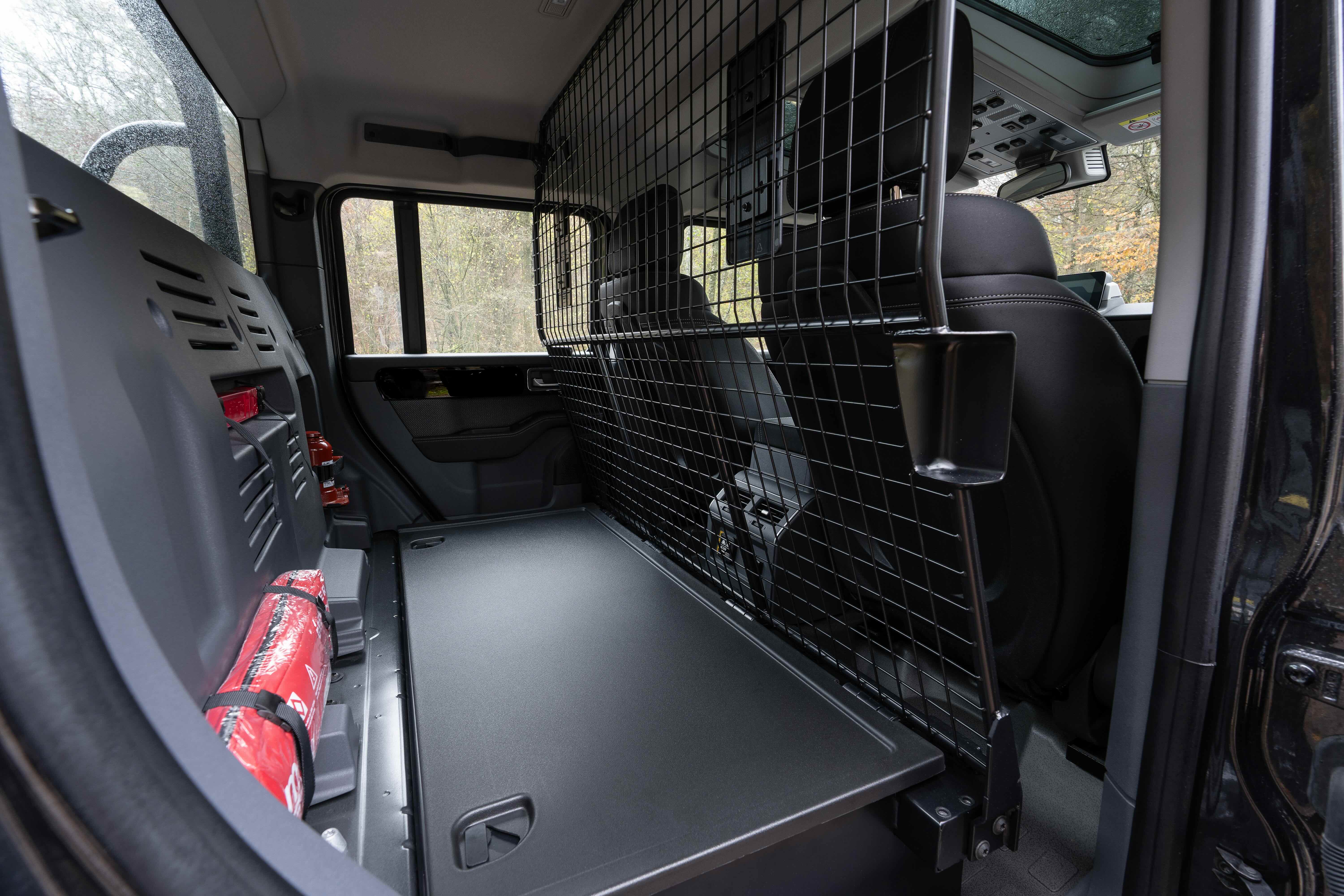 03_INEOS-Grenadier-Quartermaster-2-Seat_Cab-Interior.jpeg