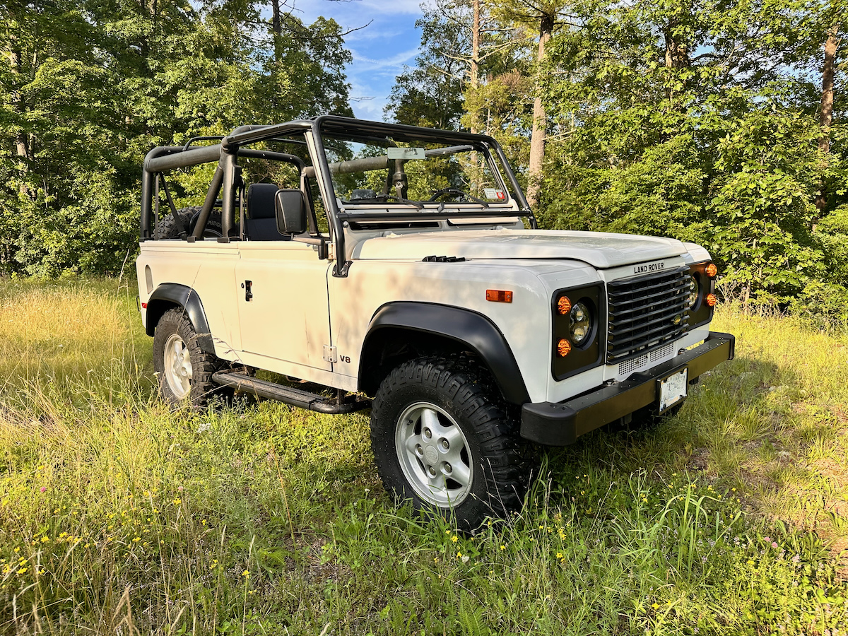 1995 NAS Defender 90.jpeg