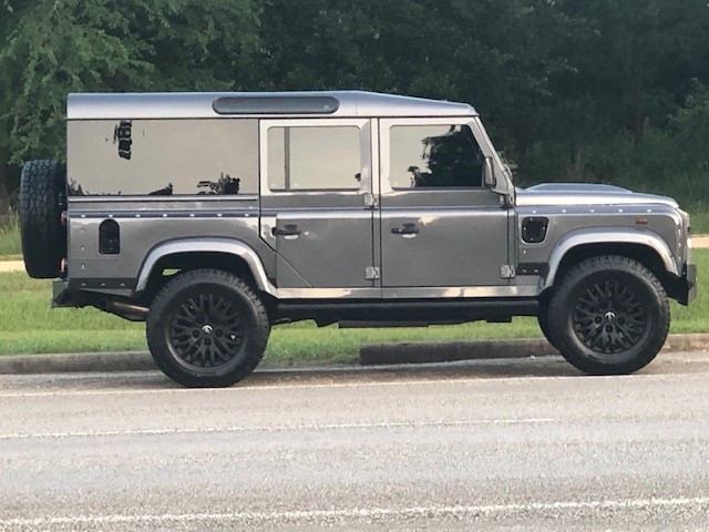 defender 110.jpg