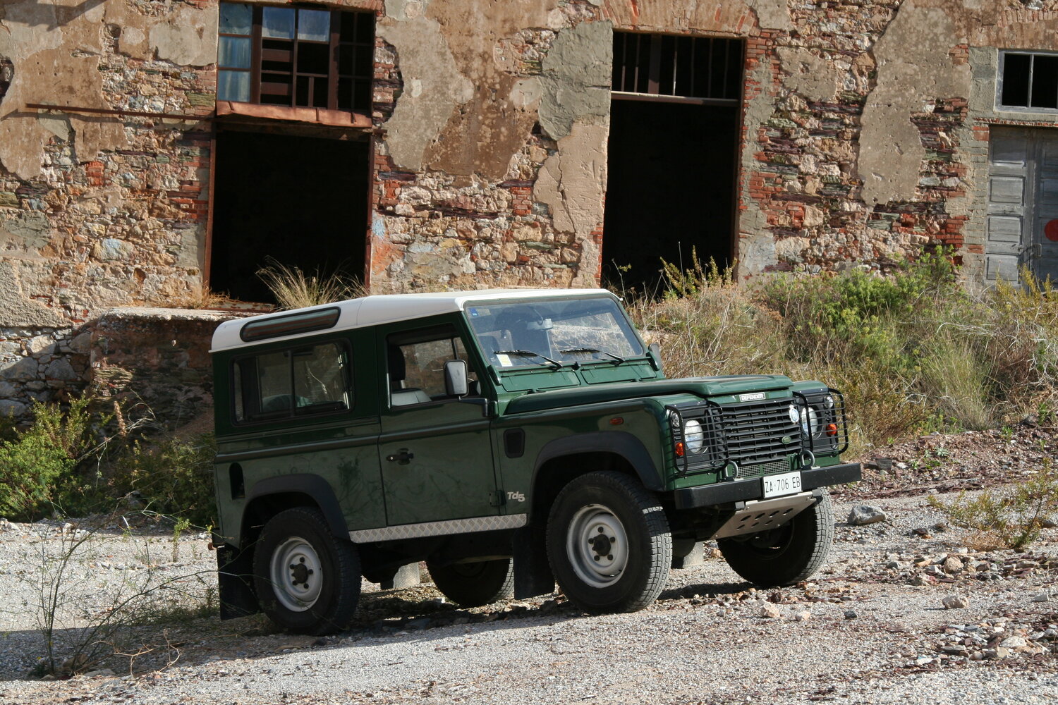 Land Rover 90_2006_11b.jpg