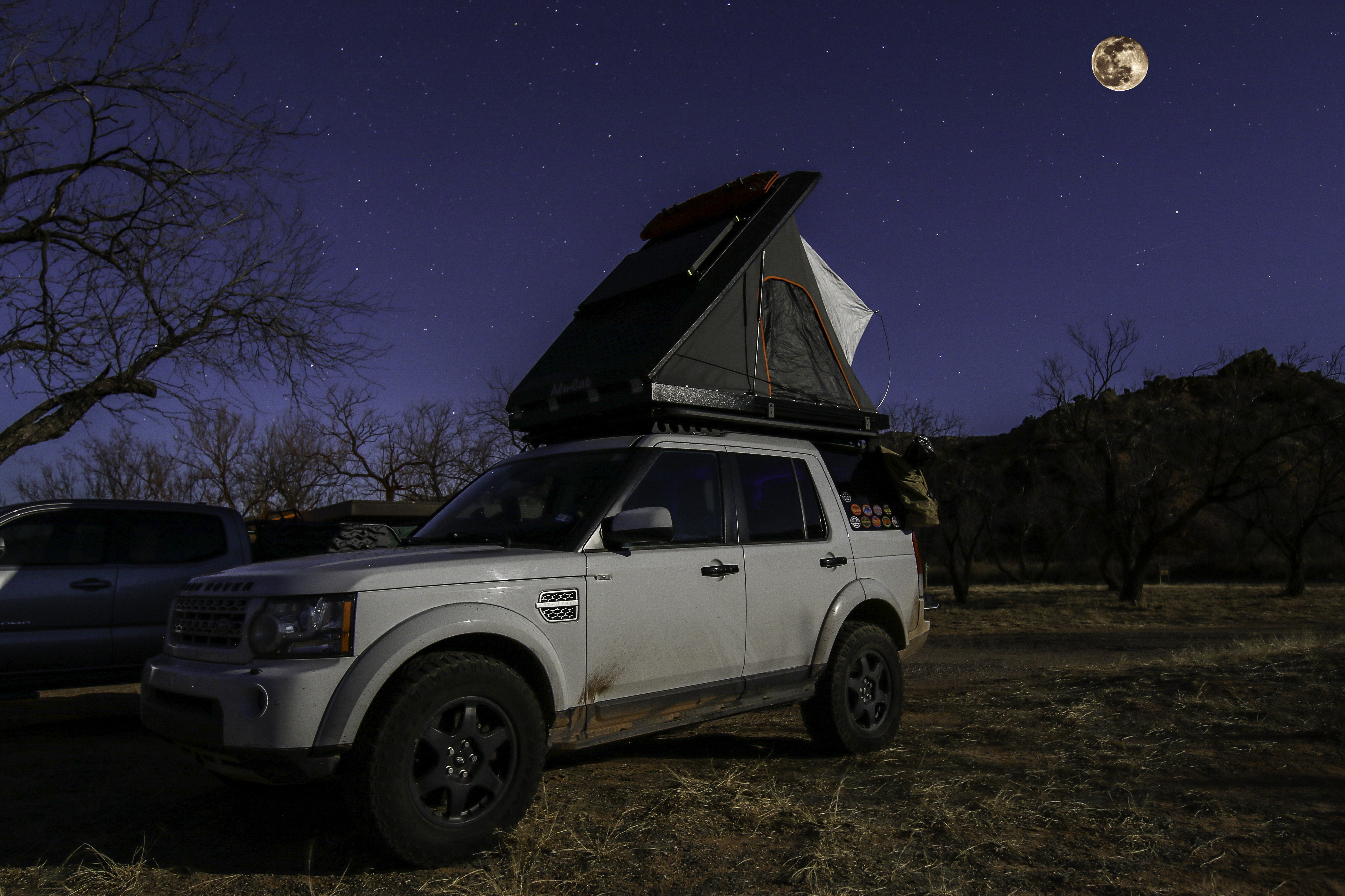 LR4 with moon.jpg