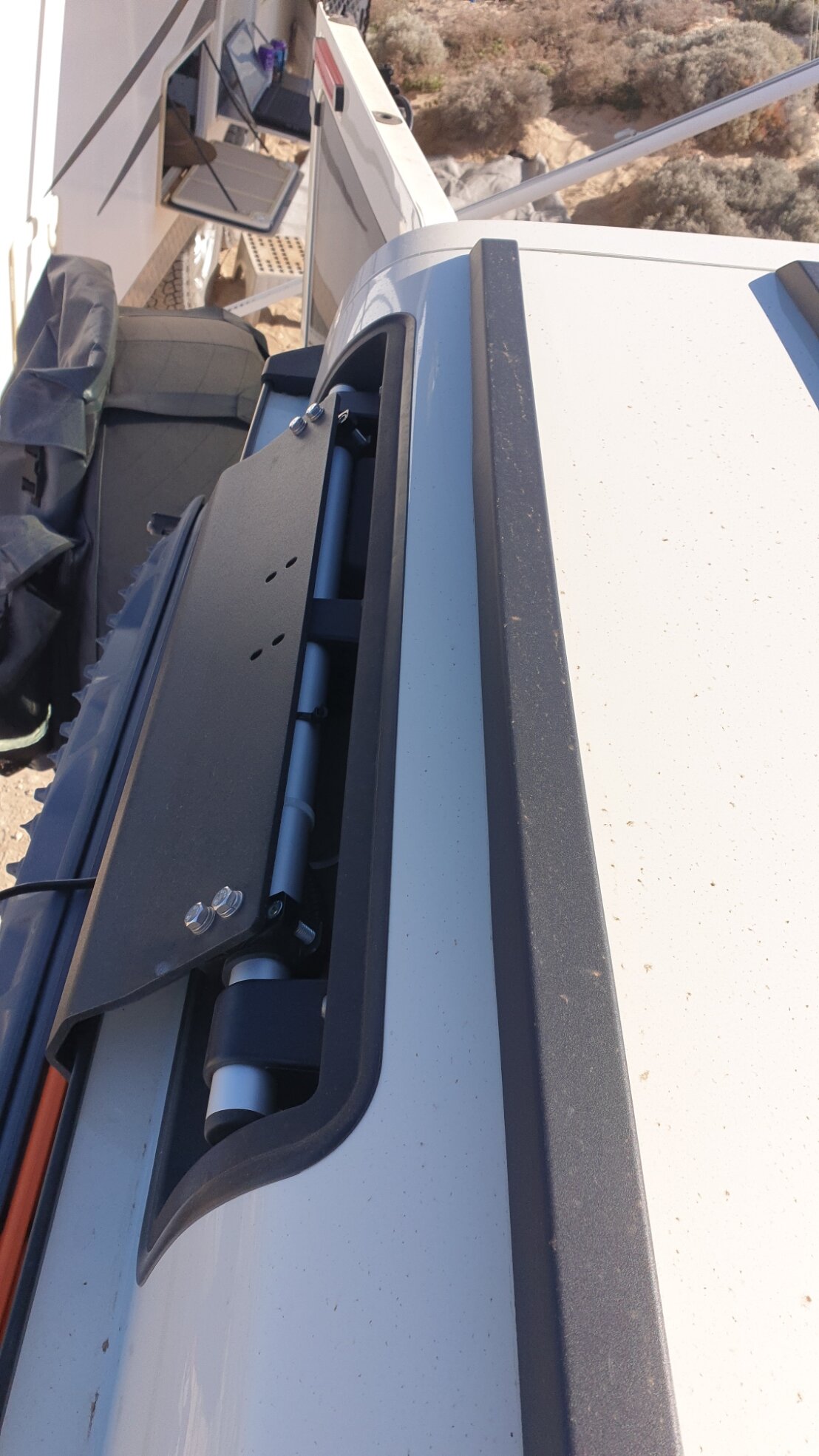 slrv side panel mount.jpg